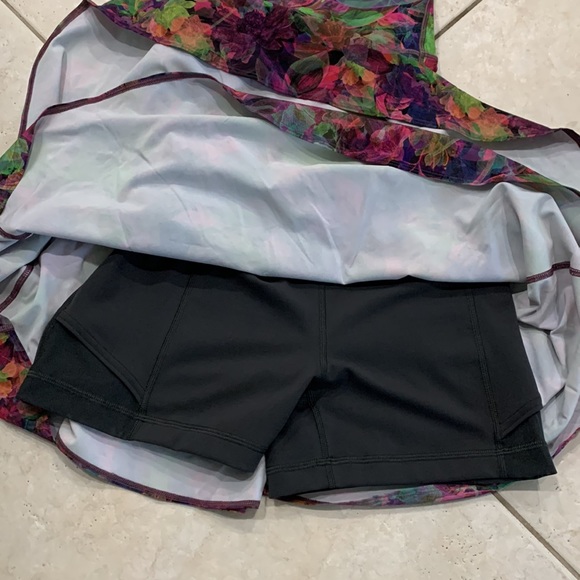 Lululemon dress - Picture 4 of 5